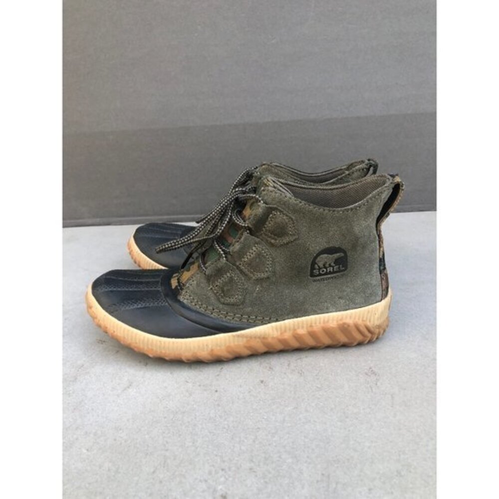 SOREL women's OUT N ABOUT PLUS DUCK BOOTS size 6